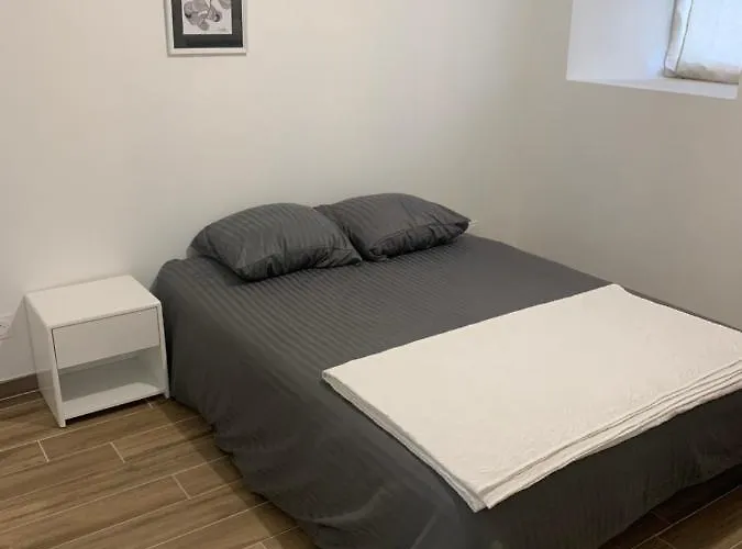 Chaleureux Avec Poele A Granules